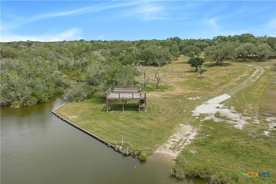 3042 County Road 452, Palacios, Texas