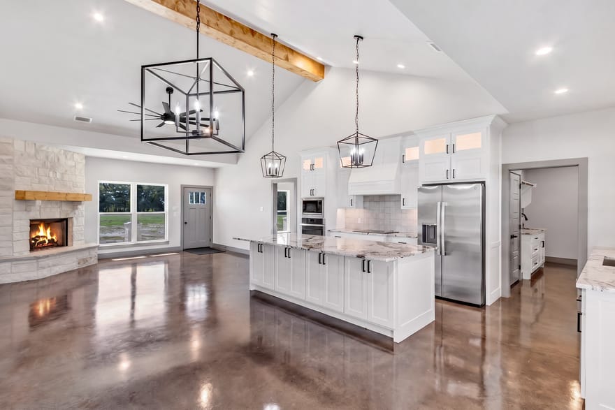 159 Lake Valley Road, Sunset, Texas