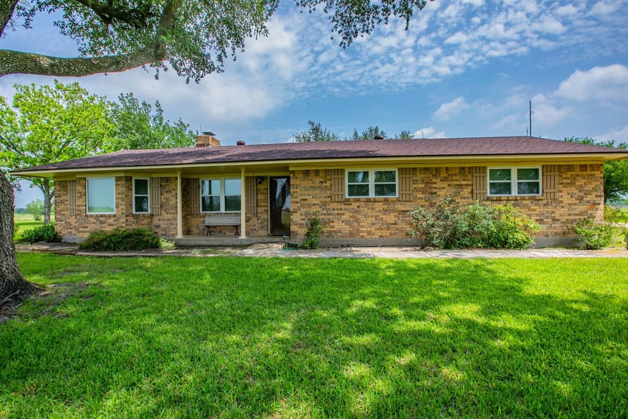 3053 Hobby Creek Road, Burlington, Texas