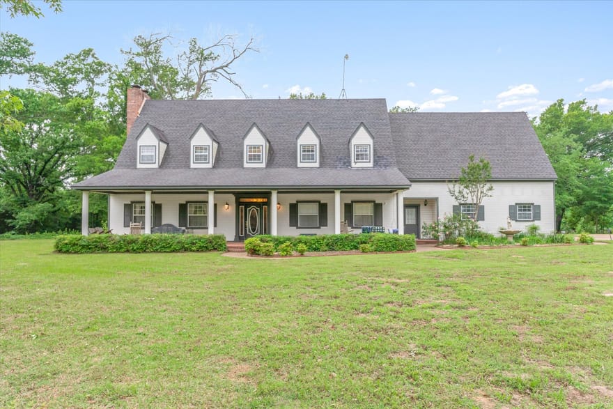1434 Vz County Road 4519, Van, Texas