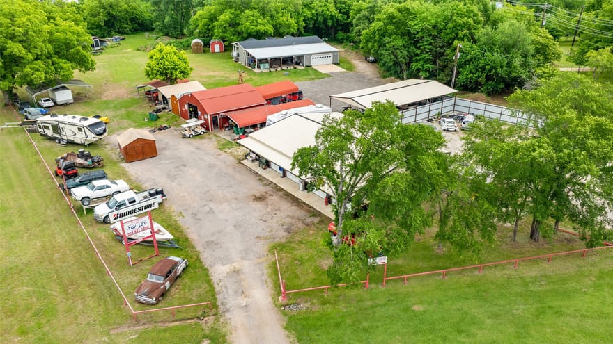 59 Shawnee Trail, Whitesboro, Texas