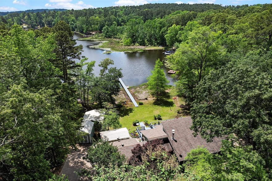 1069 County Road 1596, Avinger, Texas