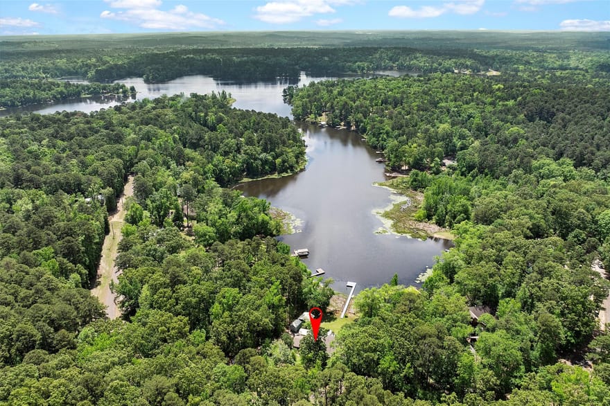 1069 County Road 1596, Avinger, Texas
