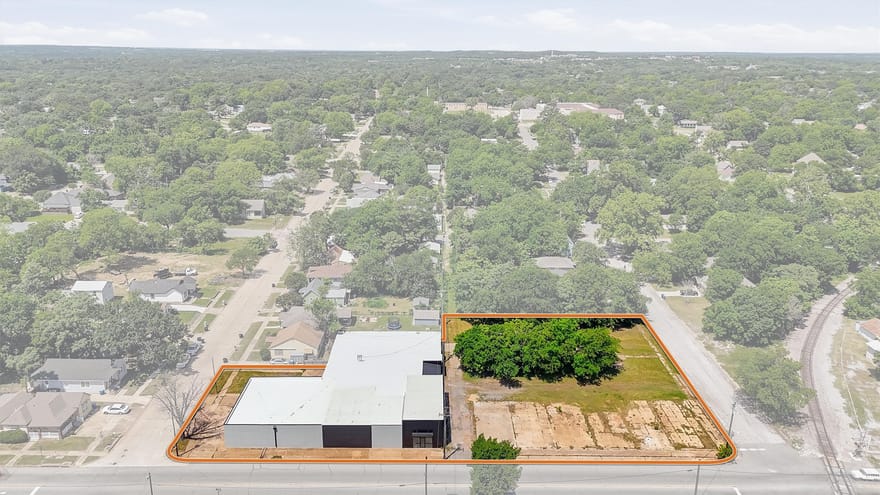 613 S Armstrong Avenue, Denison, Texas