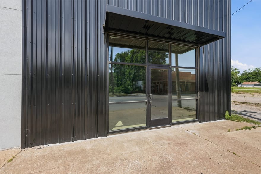 613 S Armstrong Avenue, Denison, Texas