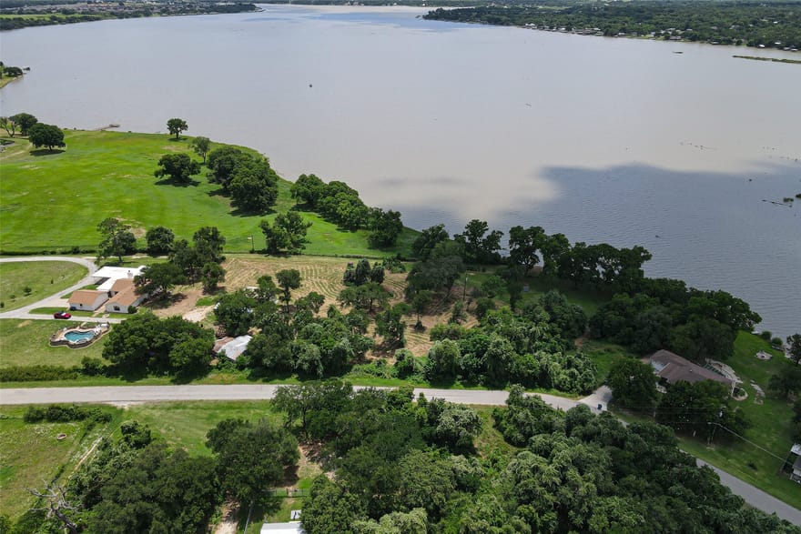 4720 Peveler Road, Granbury, Texas