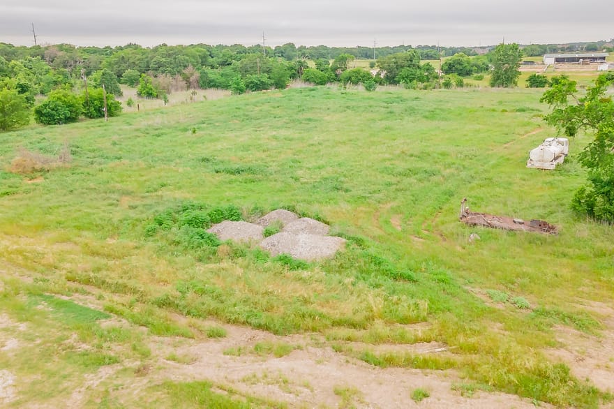 1704 W Fm 917, Burleson, Texas