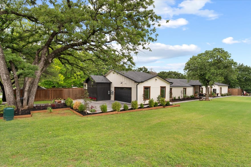 1584 Randol Mill Avenue, Southlake, Texas