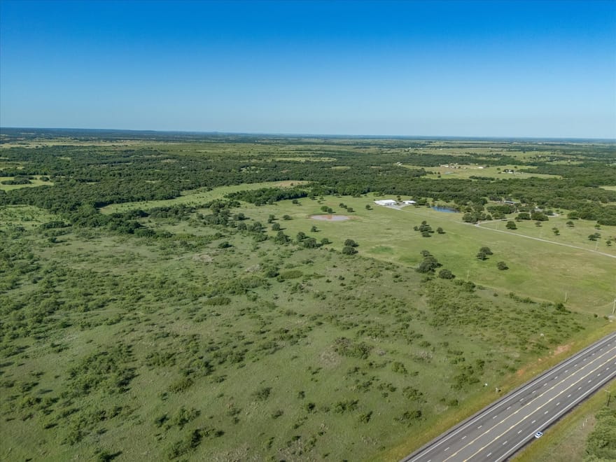 W Hwy 82, Nocona, Texas