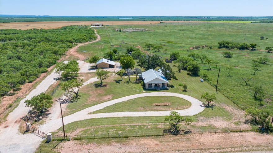 3333 Fm 382, Lawn, Texas