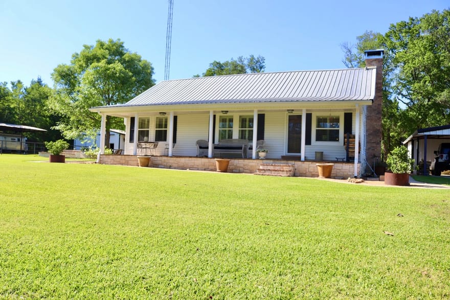 387 County Road 2101, Ivanhoe, Texas