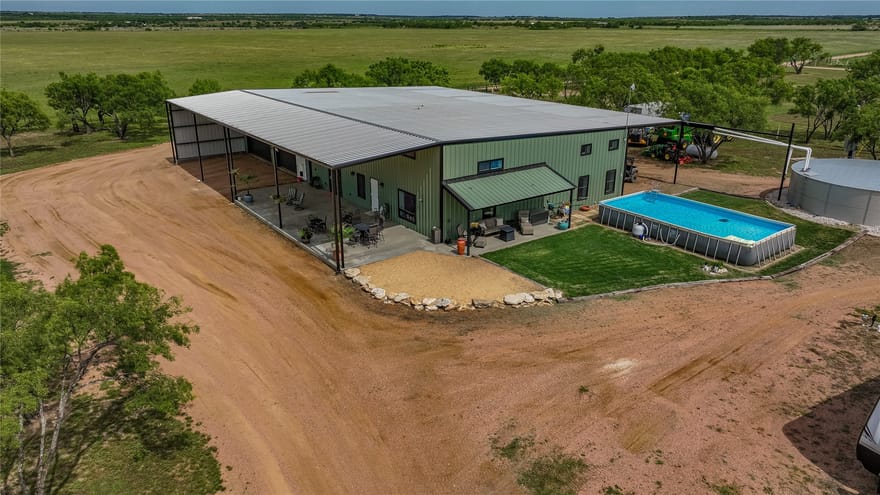 1250 County Rd 419, Rochelle, Texas