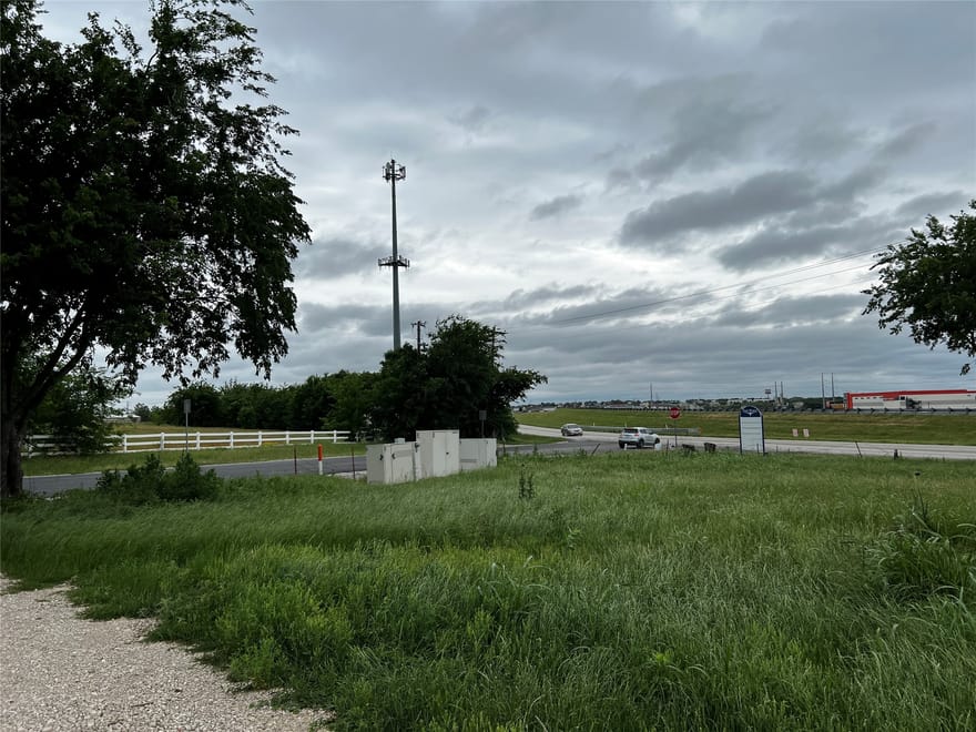 13501 Bates Aston Road, Haslet, Texas
