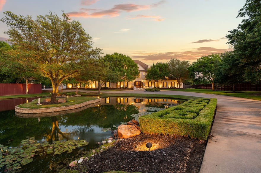 331 S White Chapel Boulevard, Southlake, Texas