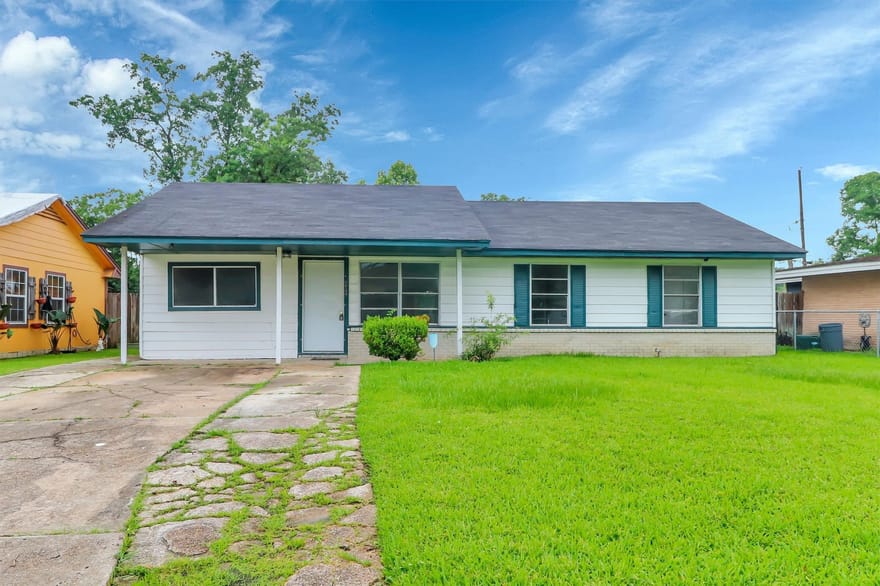 9327 Homewood Lane, Houston, Texas