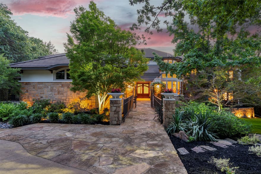 2702 Mark Twain Court, Arlington, Texas