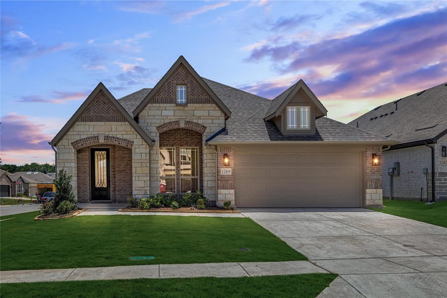 1269 Emily Drive, Trenton, Texas
