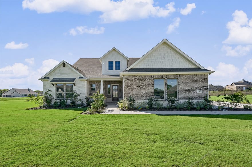 295 Brown Road, Leonard, Texas