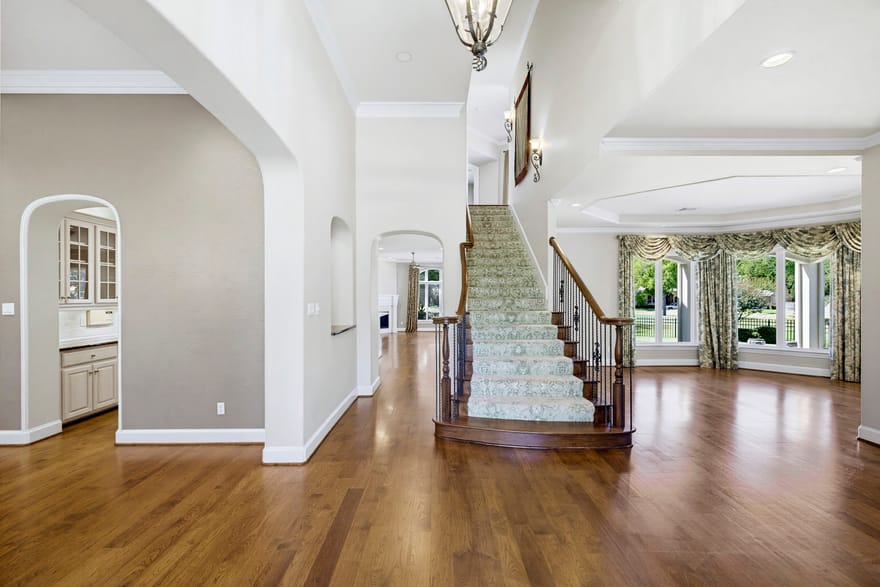 6008 Laurel Valley Court, Fort Worth, Texas
