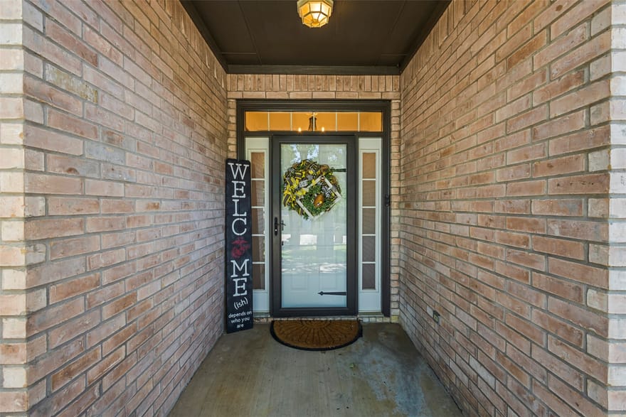 5303 Tioga Court, Granbury, Texas