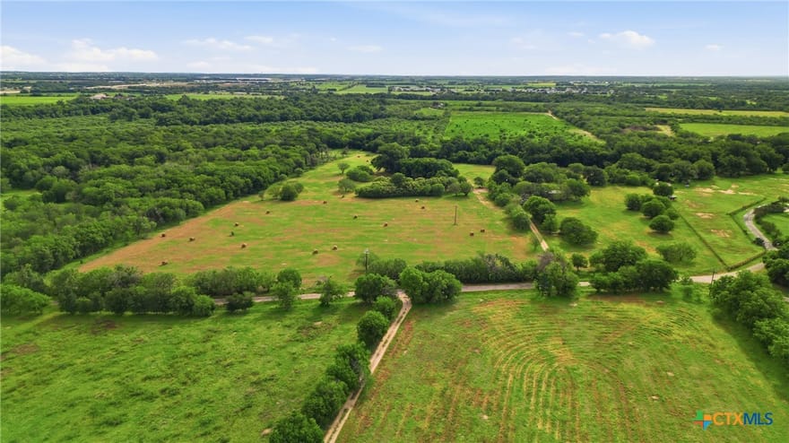 1301 Sea Willow Drive, Marion, Texas