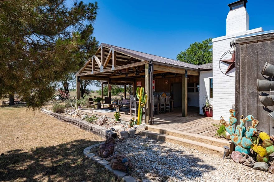 165 Jefferson Avenue, Sagerton, Texas