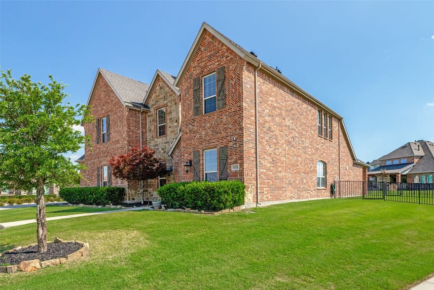 1212 Karsten Ridge Pass, Gunter, Texas