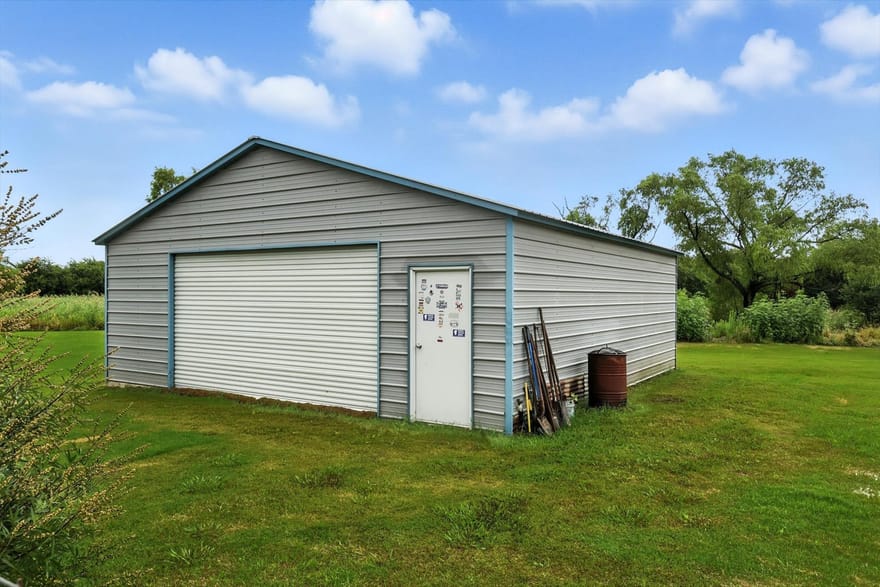8424 Marianna Way, Alvarado, Texas