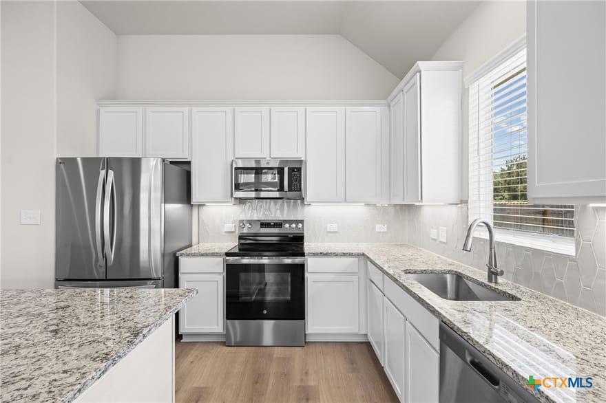215 Cabiness Drive, Salado, Texas