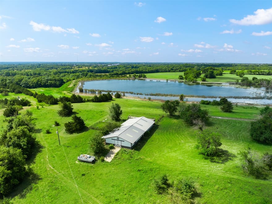 318 Cold Springs Road, Van Alstyne, Texas