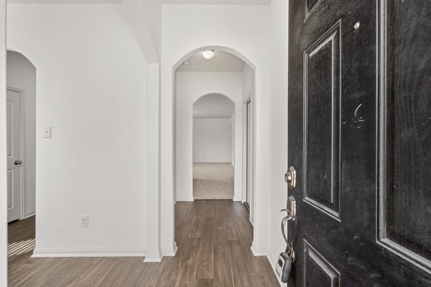 718 Crystal Lakes Drive, Brookshire, Texas