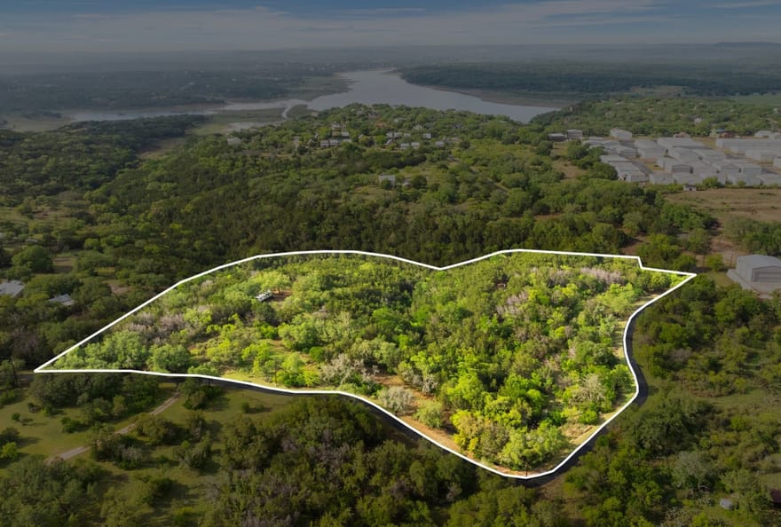 525 Soda Creek Road, Spicewood, Texas