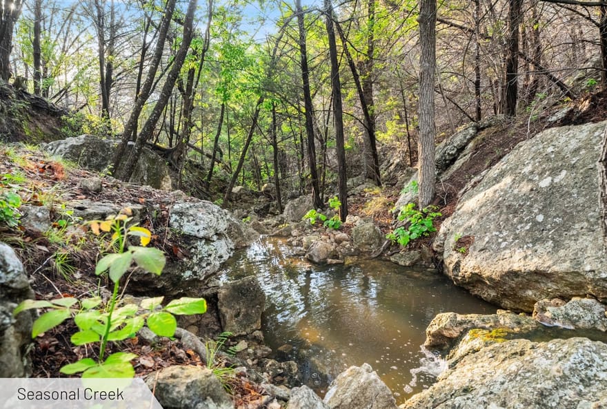 525 Soda Creek Road, Spicewood, Texas