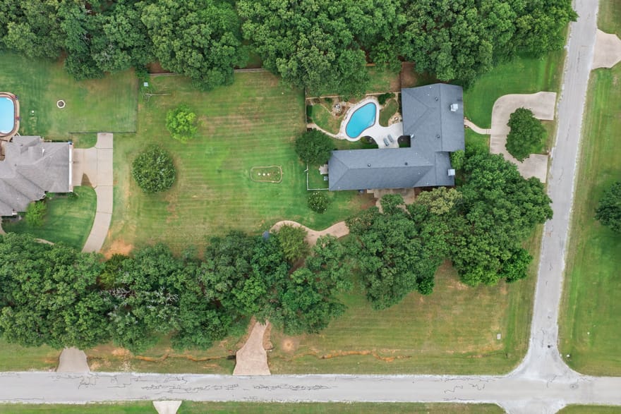7512 Woodland Drive, Alvarado, Texas