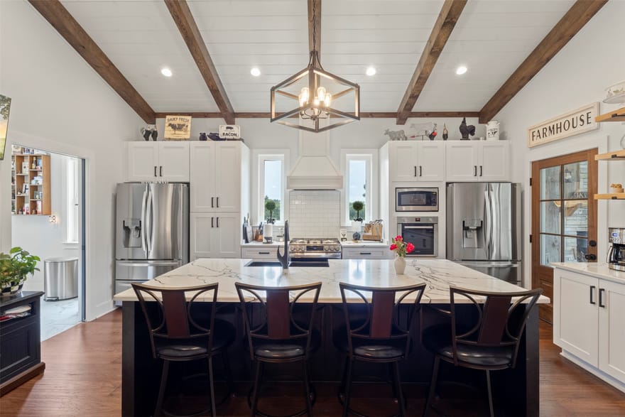 2408 Vz County Road 3104, Edgewood, Texas