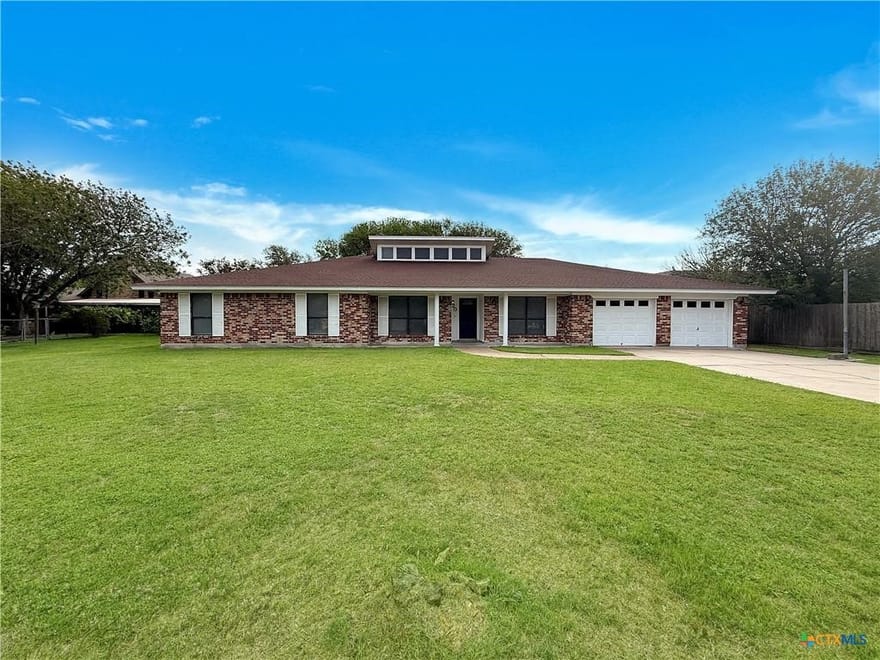 420 El Camino Real Street, Port Lavaca, Texas