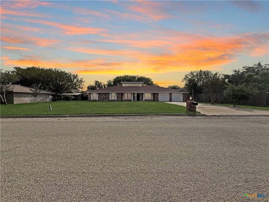 420 El Camino Real Street, Port Lavaca, Texas
