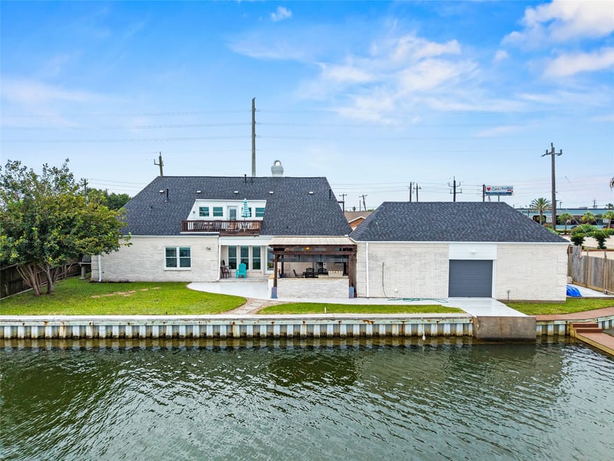 36 S Shore Drive, Galveston, Texas