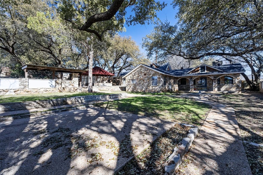 3625 Montego Boulevard, Granbury, Texas