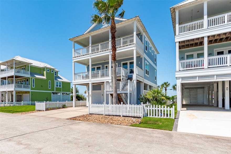 11706 Opihi, Galveston, Texas