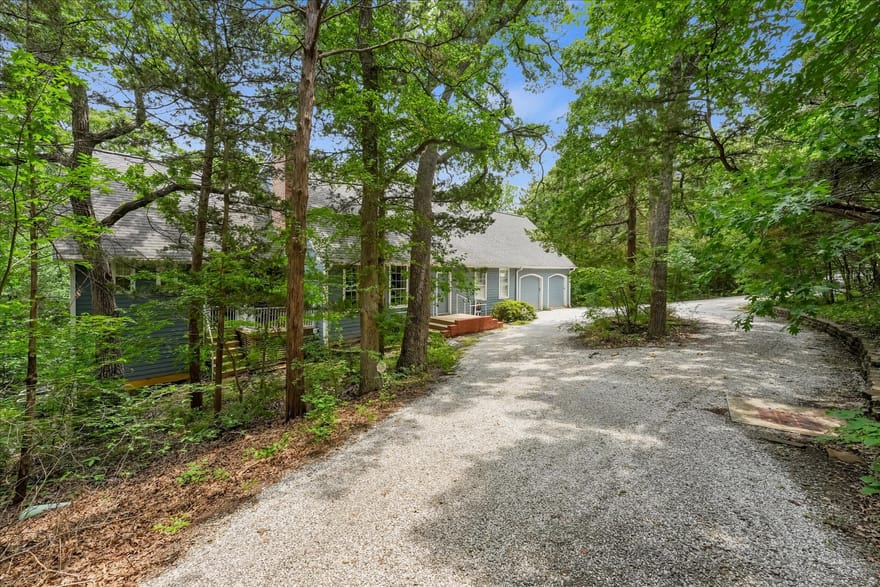 202 Fox Hollow, Pottsboro, Texas
