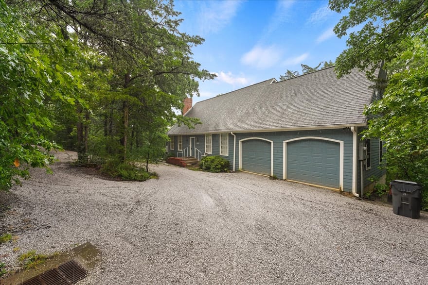 202 Fox Hollow, Pottsboro, Texas