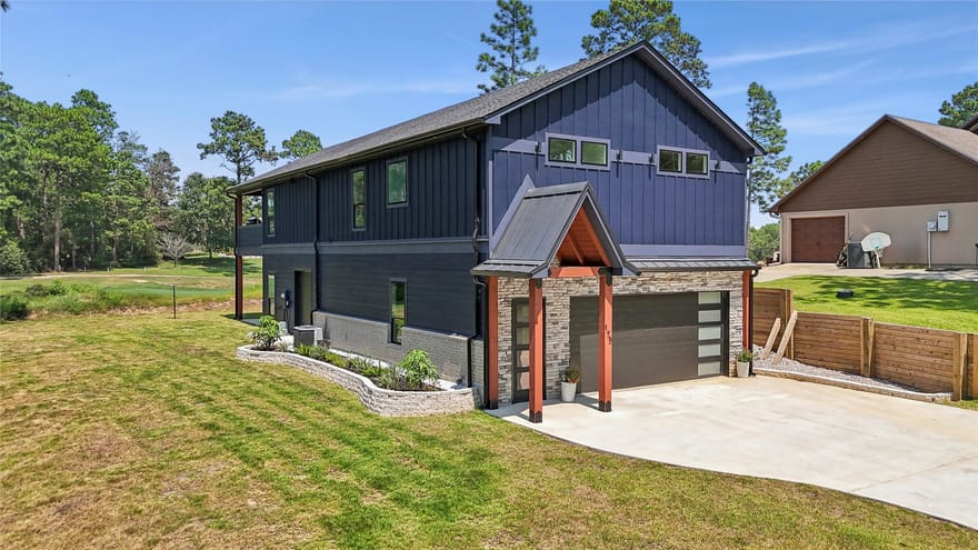 175 Vantage Dr, Brookeland, Texas