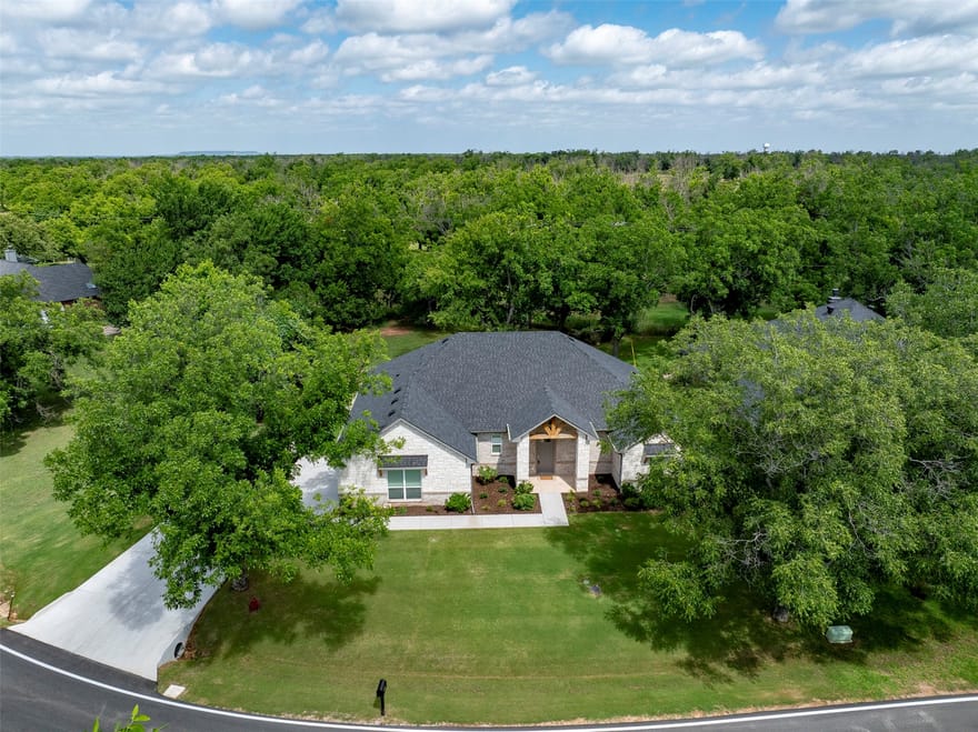 10301 Ravenswood Road, Granbury, Texas