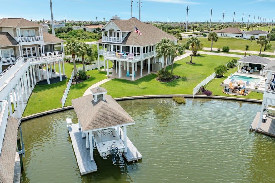 3635 Cove Lane, Galveston, Texas