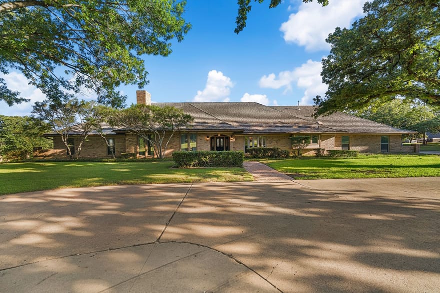 8920 Martin Drive, North Richland Hills, Texas