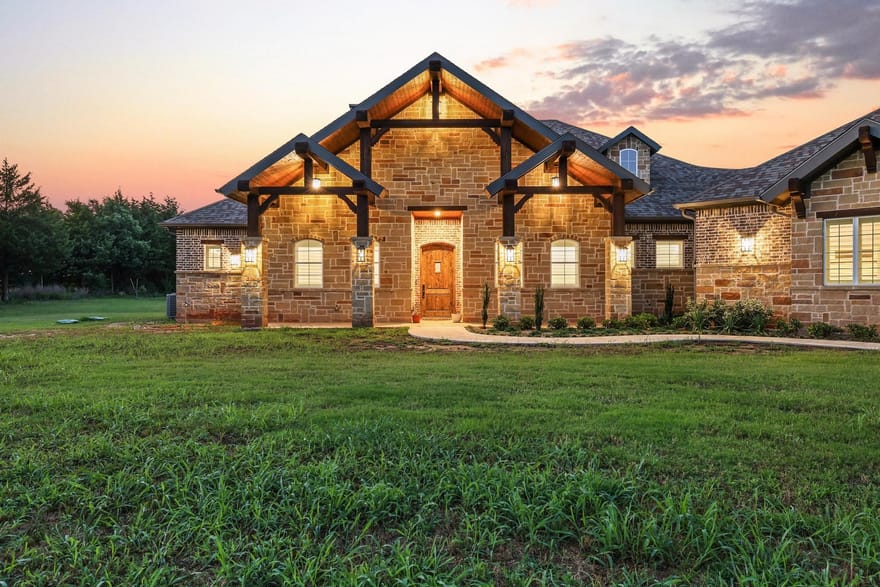 231 Geis Drive, Pottsboro, Texas