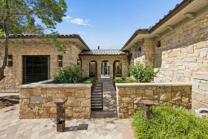 2006 Nighthawk Court, Westlake, Texas