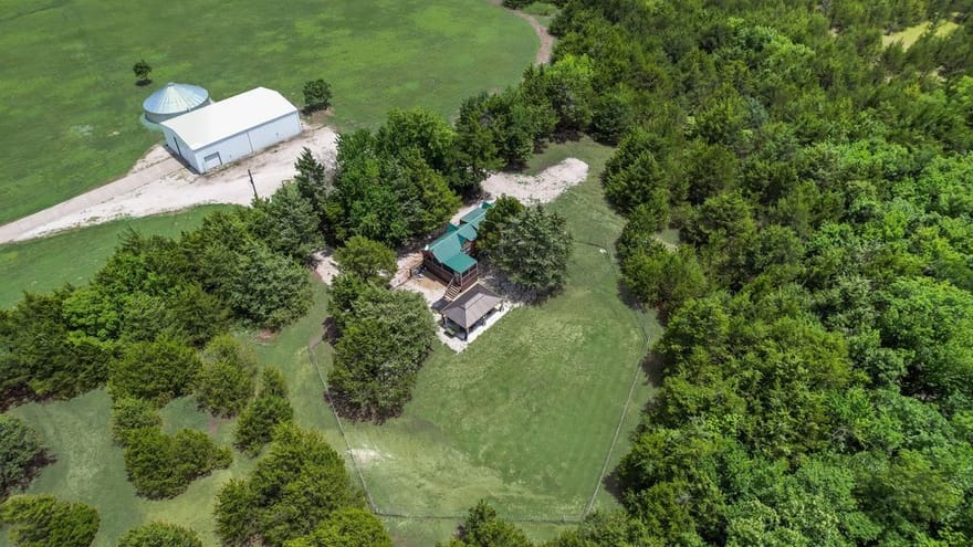 1070 County Road 3030, Bonham, Texas