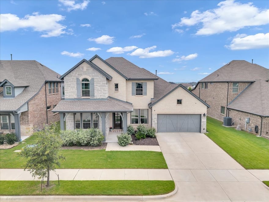 1808 Cedar Bluff Parkway, Mansfield, Texas